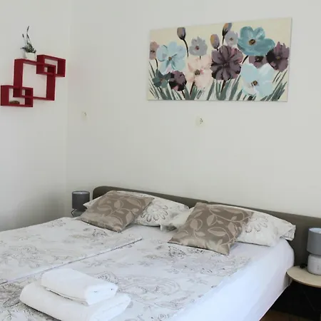 Maestral Apartamento